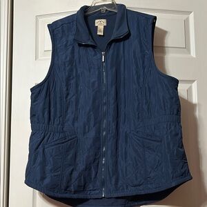 Navy Blue Mountain 2X Quilted Vest with Zipper